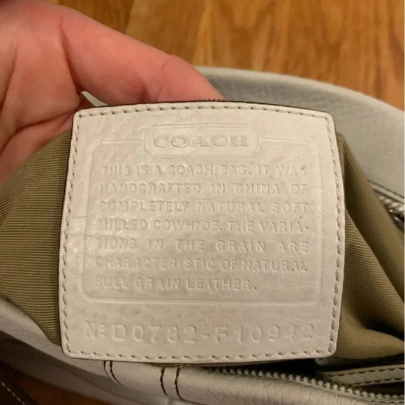 Coach Off White Pebbled Leather Shoulder Bag F10942 - Picture 15 of 15